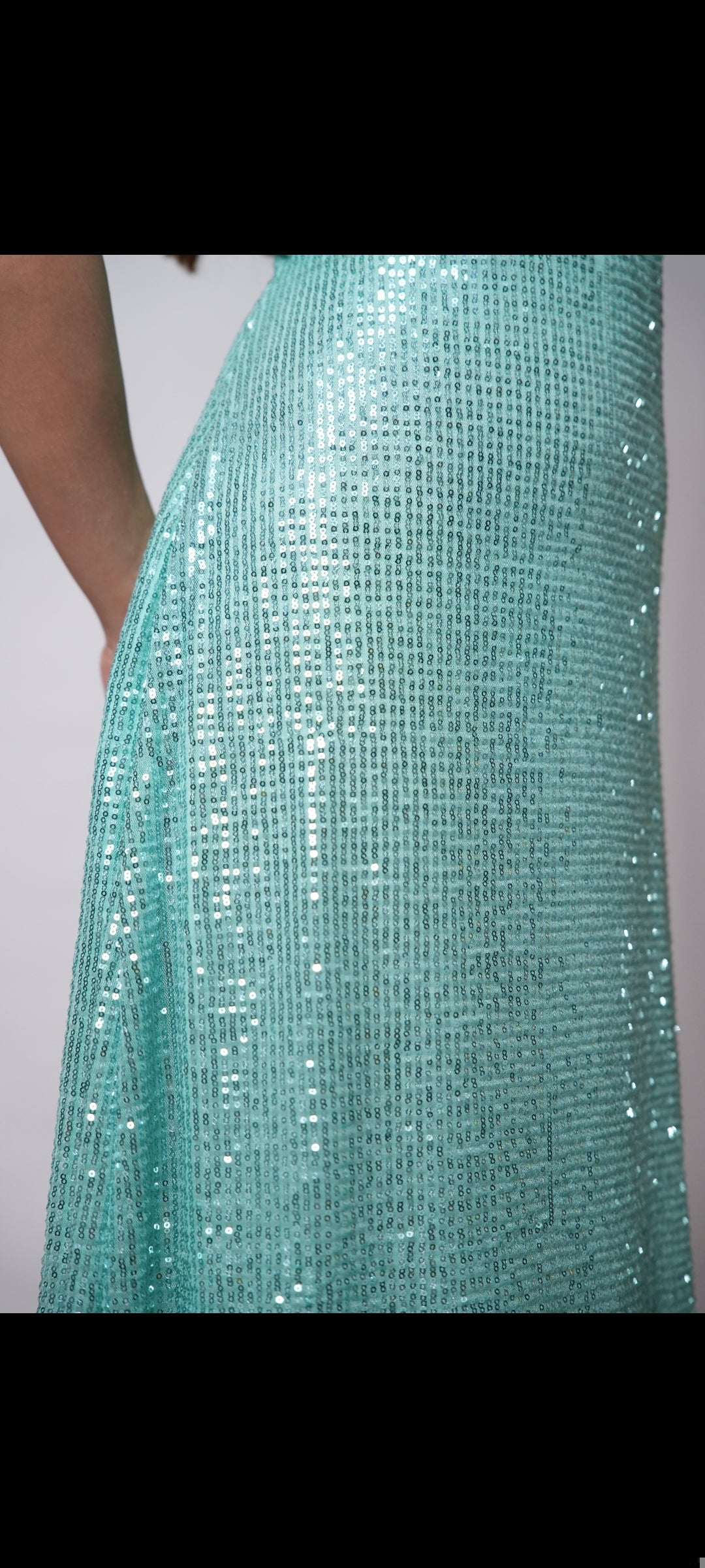 GREEN SHIMMER EVENING GOWN